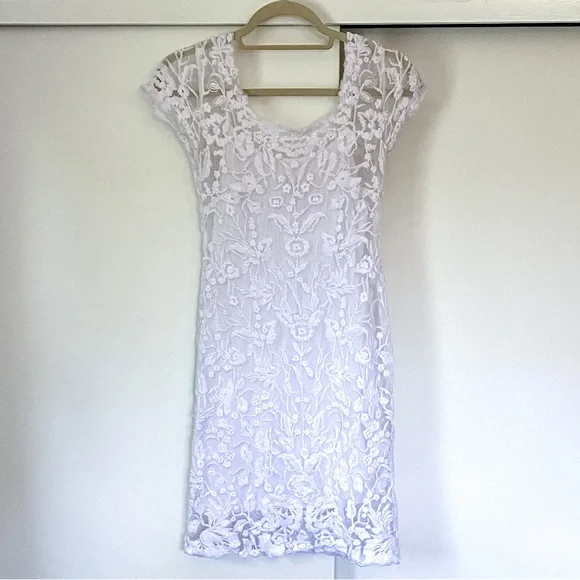 Robe Candela En Dentelle Mesh Bleu Marine - Taille S - Look élégant Et Moderne